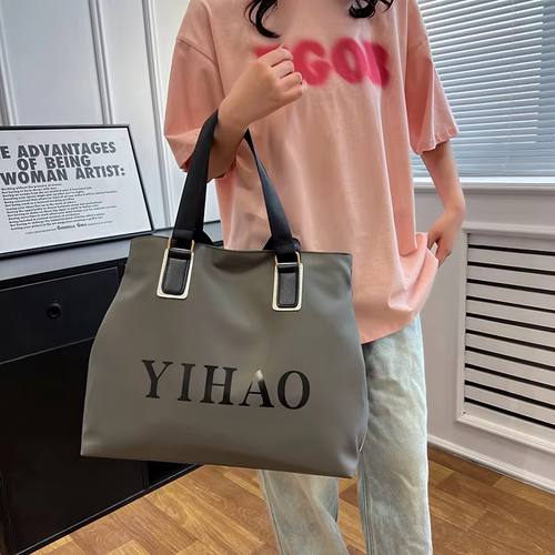 Fashionable Nylon Tote Bag