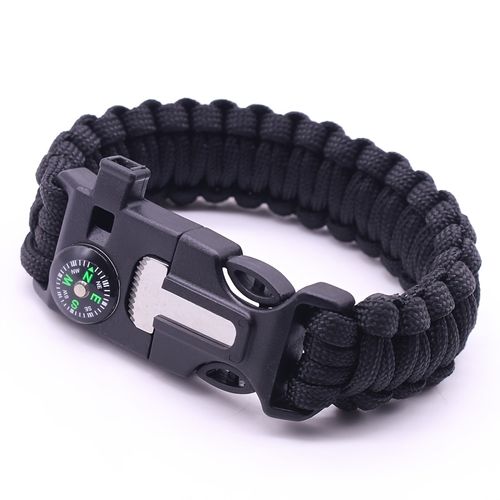 Paracord bracelet