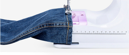 Small household sewing machine