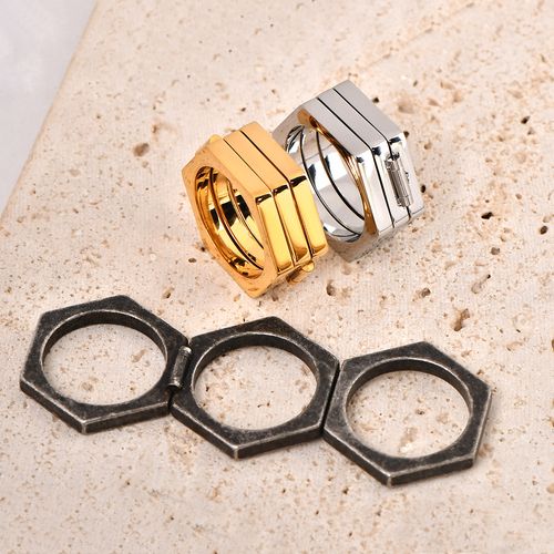 Titanium steel ring and skull hand bone a complete set of jewelry