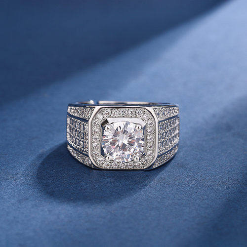 Full diamond shining ring diamond cluster inlaid zircon