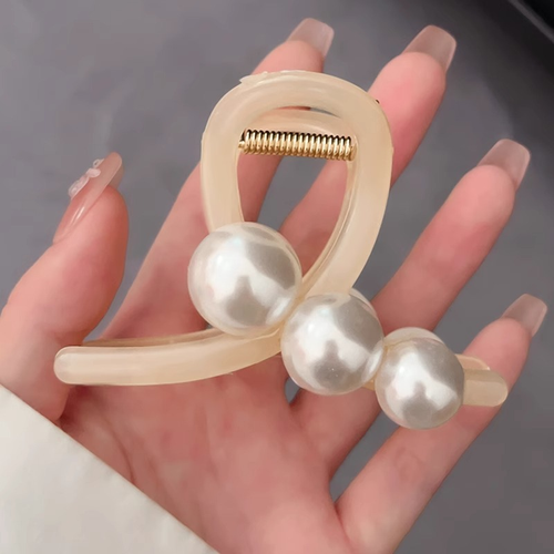 Elegant Temperament Bead Grab Clip Medium Pin Hair Shark Clip for Women Use