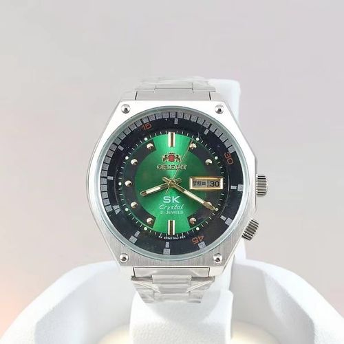Double Lion Air King Large Dial Mechanical Watch, a fully automatic mechanical timepiece designed for men, featuring luminous hands and indices, as well as waterproof functionality. This watch is powered by an Oriental automatic movement.