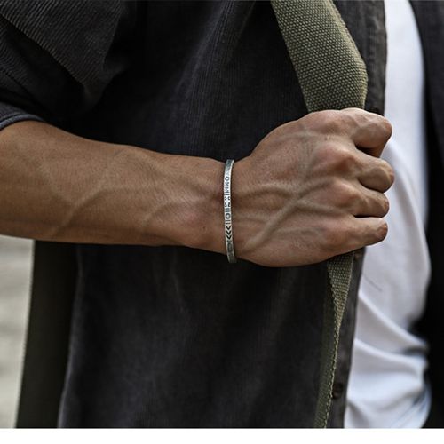 Totem Mobius Bracelet | Unisex Lucky Adjustable Bangle