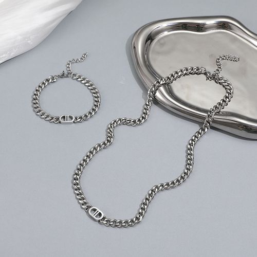 High‑Grade Titanium Steel Letter Necklace, Non‑Fading Versatile Hip‑Hop Choker Jewelry, Cuban Chain Necklace for Men Women