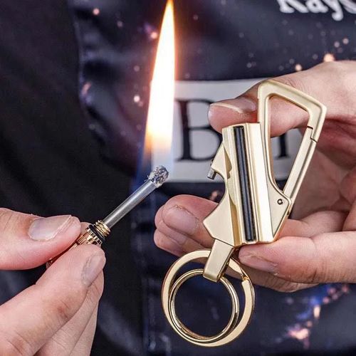 2025 Portable Outdoor Matches Multi-functional Camping Matches Waterproof Outdoor Survival Tool Keychain