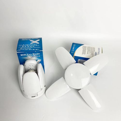 New-style 4-leaf foldable LED bulb, mini leaf-design light with E27 base, ultra-bright, high-intensity illumination, available for wholesale.