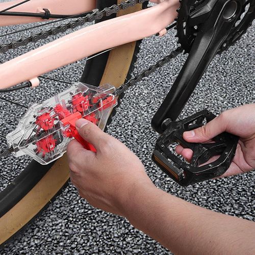 Transparent, visible, immersion-style bicycle chain cleaner – cycling gear and accessories for road bikes