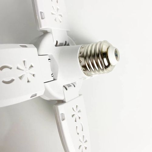 New-style 4-leaf foldable LED bulb, mini leaf-design light with E27 base, ultra-bright, high-intensity illumination, available for wholesale.
