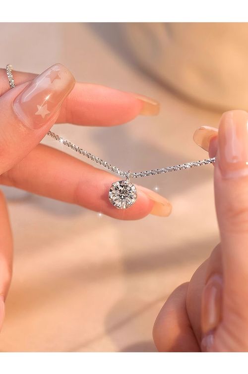 Neck Sparkle That Turns Heads