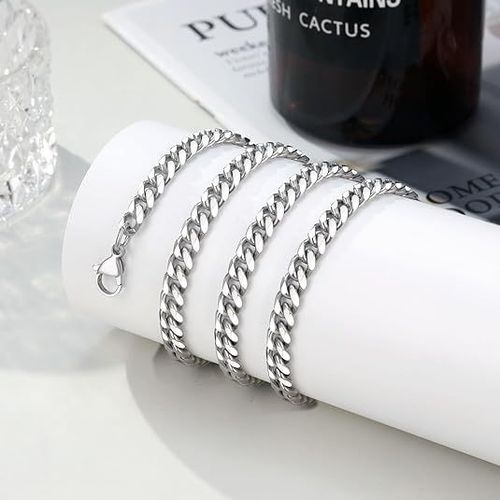Men s Silver Cuban Chain  Finally   a Necklace That Slaps With Every Outfit    Total Vibe