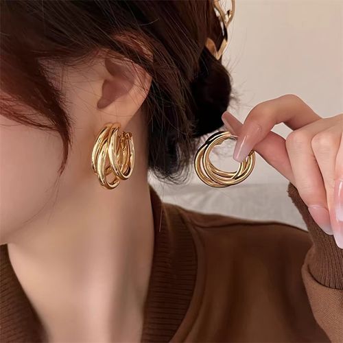 2025 Niche-Designed Retro Light Luxury Women's Pearl Stud Earrings & Metal Earrings