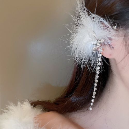 Diamond-encrusted Bow Feather Tassel Earrings
