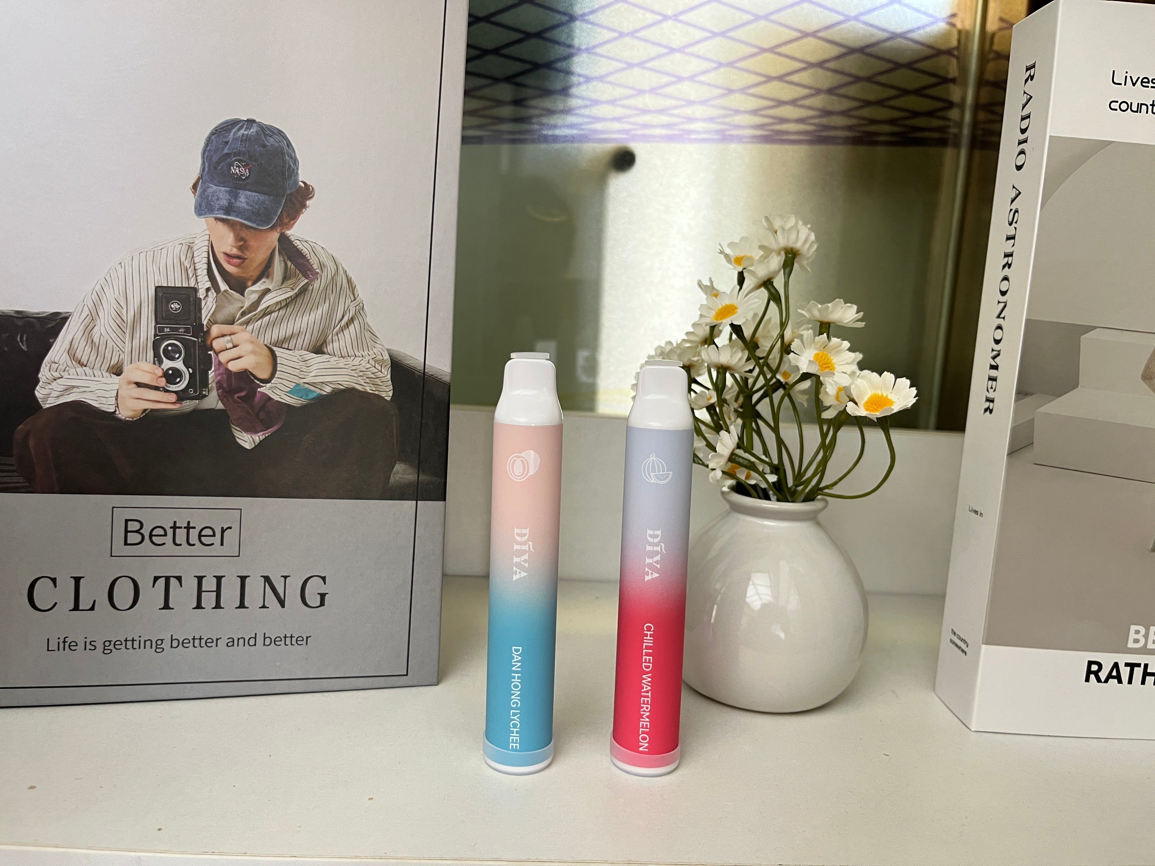 【DIYA叮啞7500口拋棄式】新款叮啞可充電霧化桿-叮啞7500口puffs油倉加長版電子煙-30/50mg-VAKA糖果雲煙館