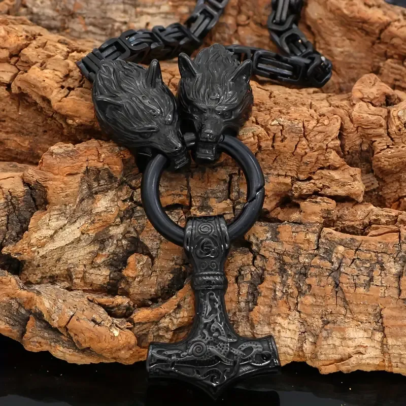 Punk rock titanium hammer pendant necklace, Viking style wolf head totem accessories, let the wolf head bring you different courage