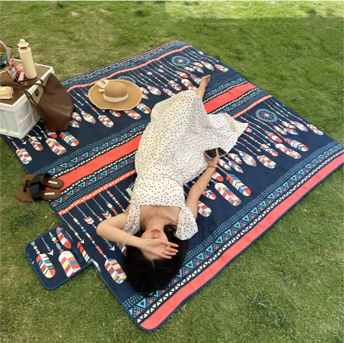 💗Geometric pattern printed ultrasonic quilted polyester sponge blanket, portable beach mat, camping picnic blanket, outdoor