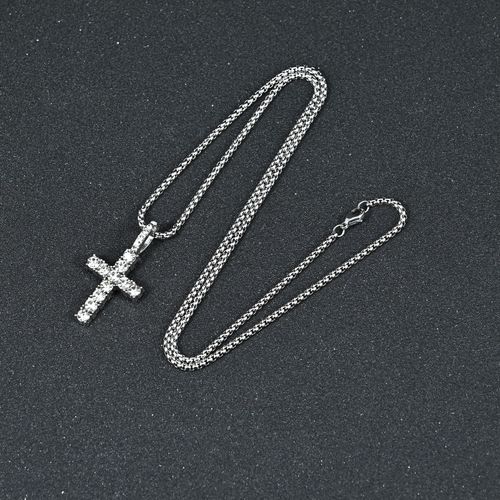 Hip-Hop Necklace – Square-Bead Chain with Cross Pendant – Diamond-Embellished Alloy – Simple, Casual, and Trendy Style for Men and Women