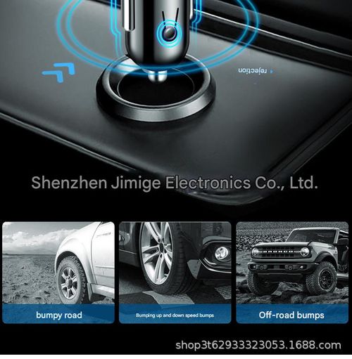 4-in-1 Retractable Car Charger — USB-C Fast Charging Adapter with Lightning Cable