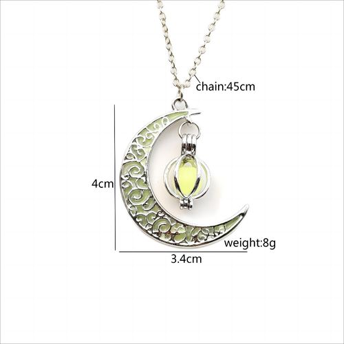 Women's Glow in The Dark Moon Pendant Necklace, Adjustable Necklace, Necklace for Daughter, Fashion Accessories As Gift without Box, Fashionable Jewelry Accessories