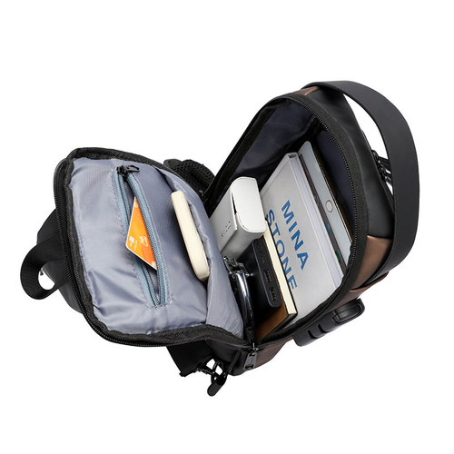 High-quality Durable Fashion Men's Chest Bag Custom Crossbody Bag Rechargeable Bag