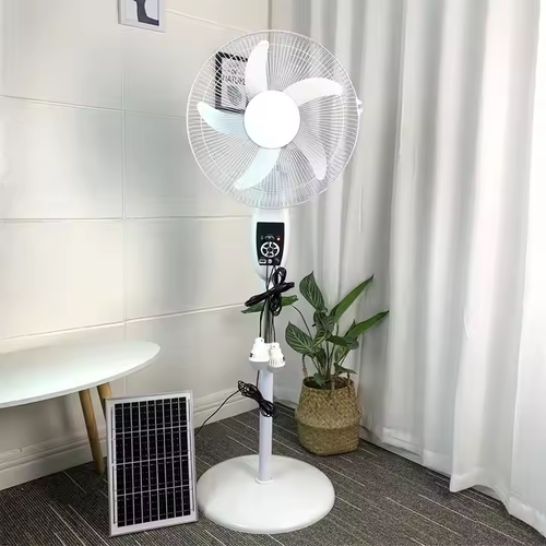 Ventilador solar de conceção recente com painéis fotovoltaicos que geram eletricidade para ventiladores, luzes LED, telemóveis recarregáveis e iluminação.