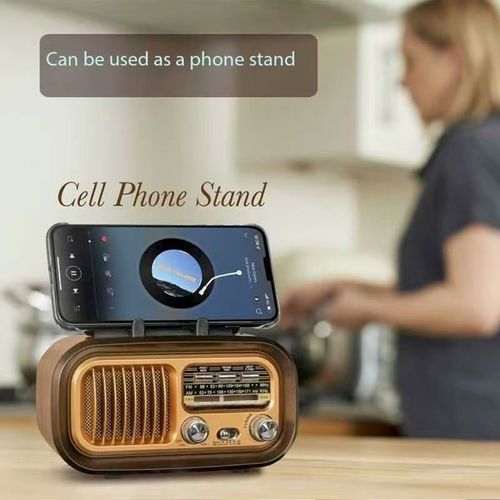 Solar powered bluetooth speaker radio