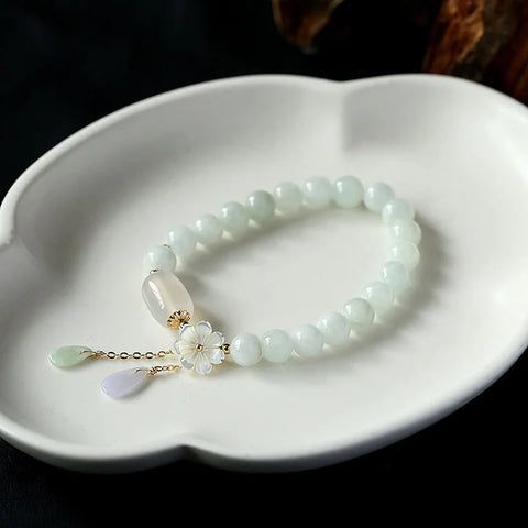 White Jade Jewelry : History, Meaning, and Care