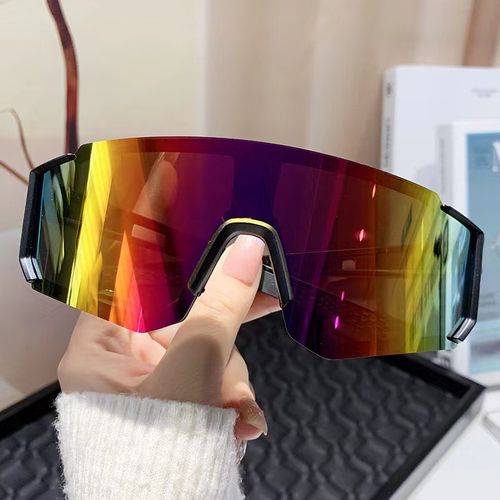 Fashionable sports changeable color sunglasses