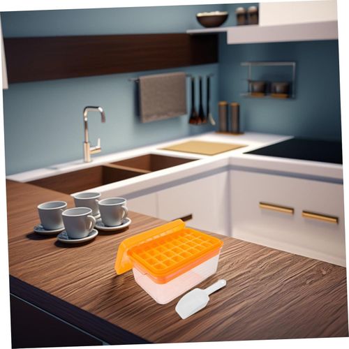 Stackable frozen tray with lid, suitable for making beverages, fruit purees, etc., single-layer design for easy storage (orange).