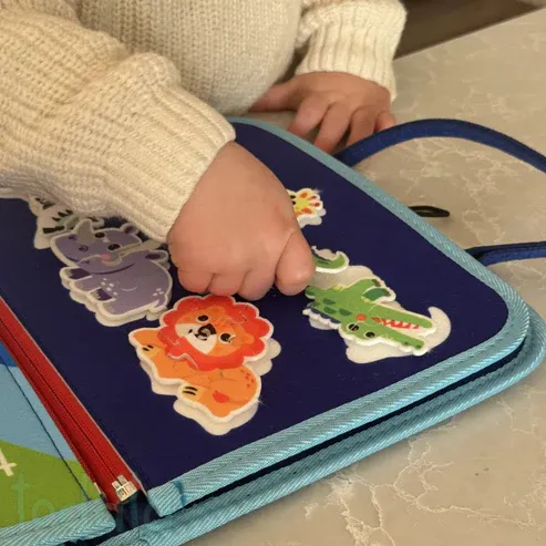 8-Page Sensory Book with 30+ Interactive Activities for Babies 6+ Months | Little Stories Kids