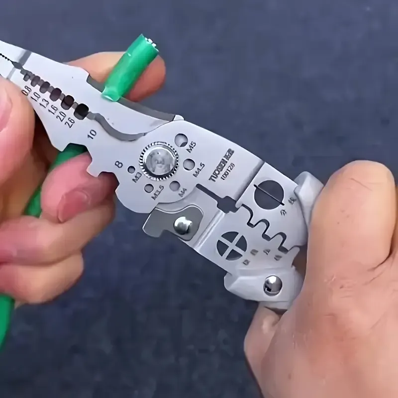 6 in 1 Pliers Tool Wire Strippers