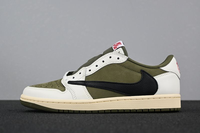 Travis Scott x Jordan 1 series