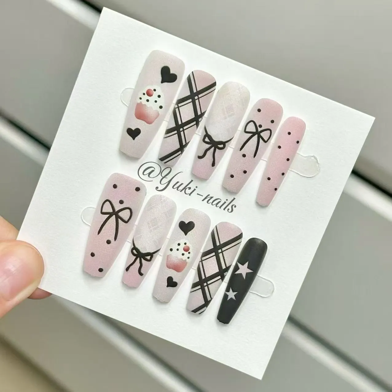 Pure desire, powdery bow ice cream, gentle temperament, machine spray-printed long ladder