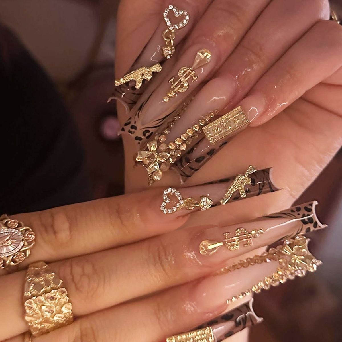 Water pipe nails heavy bow gold diamond wear nails leopard print long false nails manicure