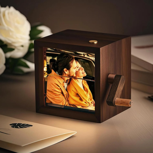 Custom Crank Photo Box