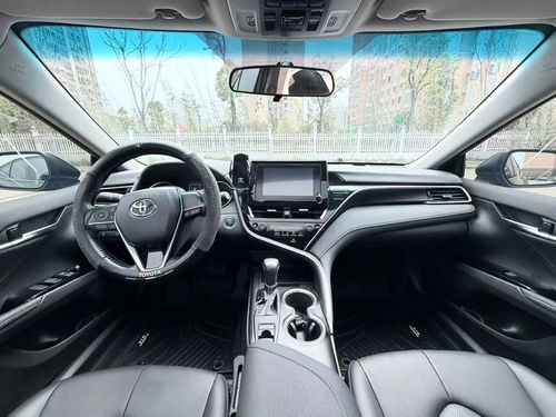 Toyota Camry 2023 Model (2.0G Trim) | Registered in June 2023 | Single Private Owner | Genuine Mileage: Only 26,000 km | Exceptional Condition | Original Bodywork & Paintwork | Made in China | Available for Export to Nigeria