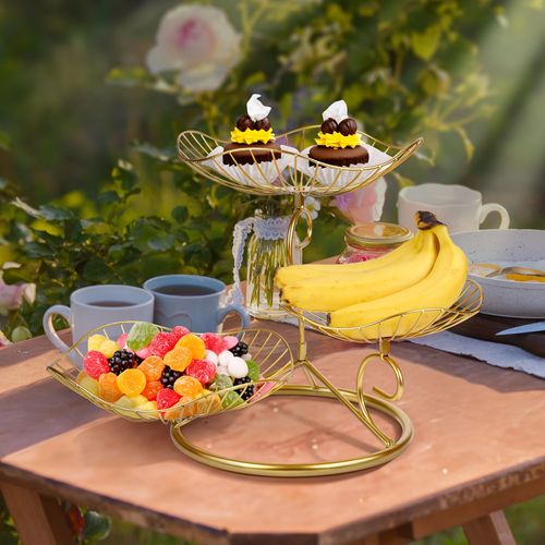 🍇Porta-frutas de Ferro Elegante com Três andares, Prato para Servir Lanches e Sobremesas Decorativo com Várias Camadas, Ideal para a Mesa de Café da Sala de Estar, Cesta de Exibição Luxuosa para a Cozinha e o Lar.