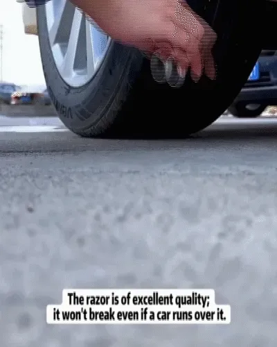 50% OFF ✨Newest Mini Portable Electric Shaver