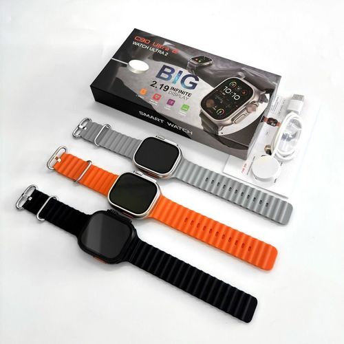 The C90 smartwatch features magnetic wireless charging, heart rate monitoring, and a pedometer.