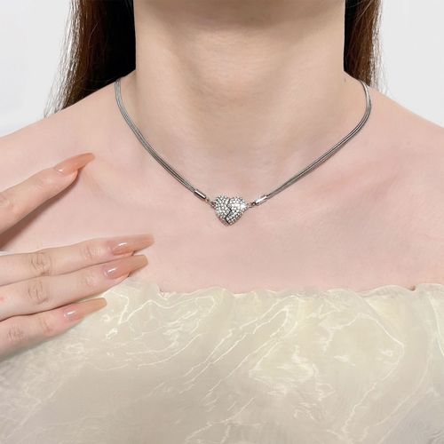 Unique Magnetic love Diamond Necklace Cubic  Love Heart-shaped Pendant Necklace with Dazzling