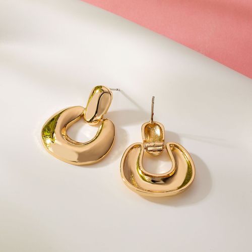 European and American e-commerce explosive hot selling copper earrings fashion cold wind ins advanced sense studs design geometric earrings