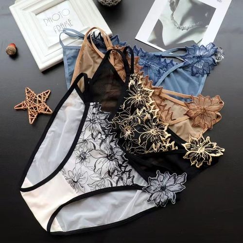 👙👙Ladies' sexy and hot floral embroidery thin style sheer cotton base pure cotton low-rise see-through thong with low-cut crotch.👙👙