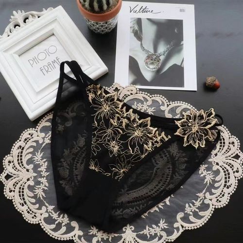 👙👙Ladies' sexy and hot floral embroidery thin style sheer cotton base pure cotton low-rise see-through thong with low-cut crotch.👙👙