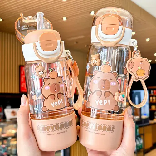 👶Cute double - drinking cup with a strap, pop - up lid, direct - drinking design, children's water cup, large - capacity Tritan straw cup👶👶👶