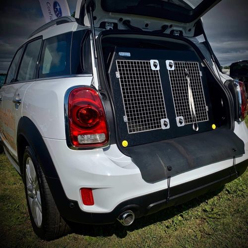 Commercial Dog Kennel Manufacturers MINI Countryman | 2017–Present | Dog Travel Crate | The DT 9