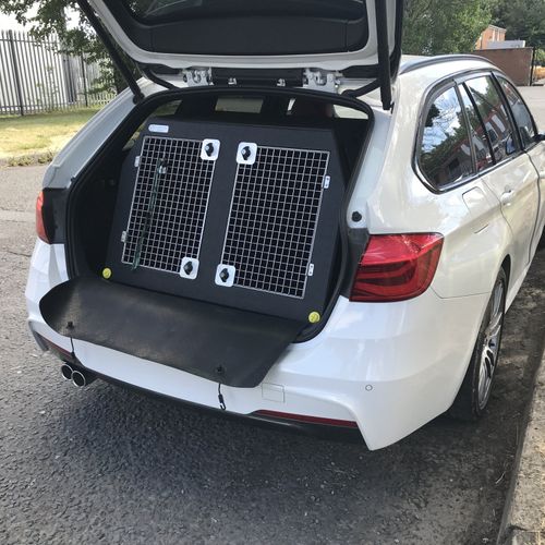 Commercial Dog Kennel Manufacturers BMW 3 Series Touring | 2013-2019 | Dog Travel Crate | The DT 14