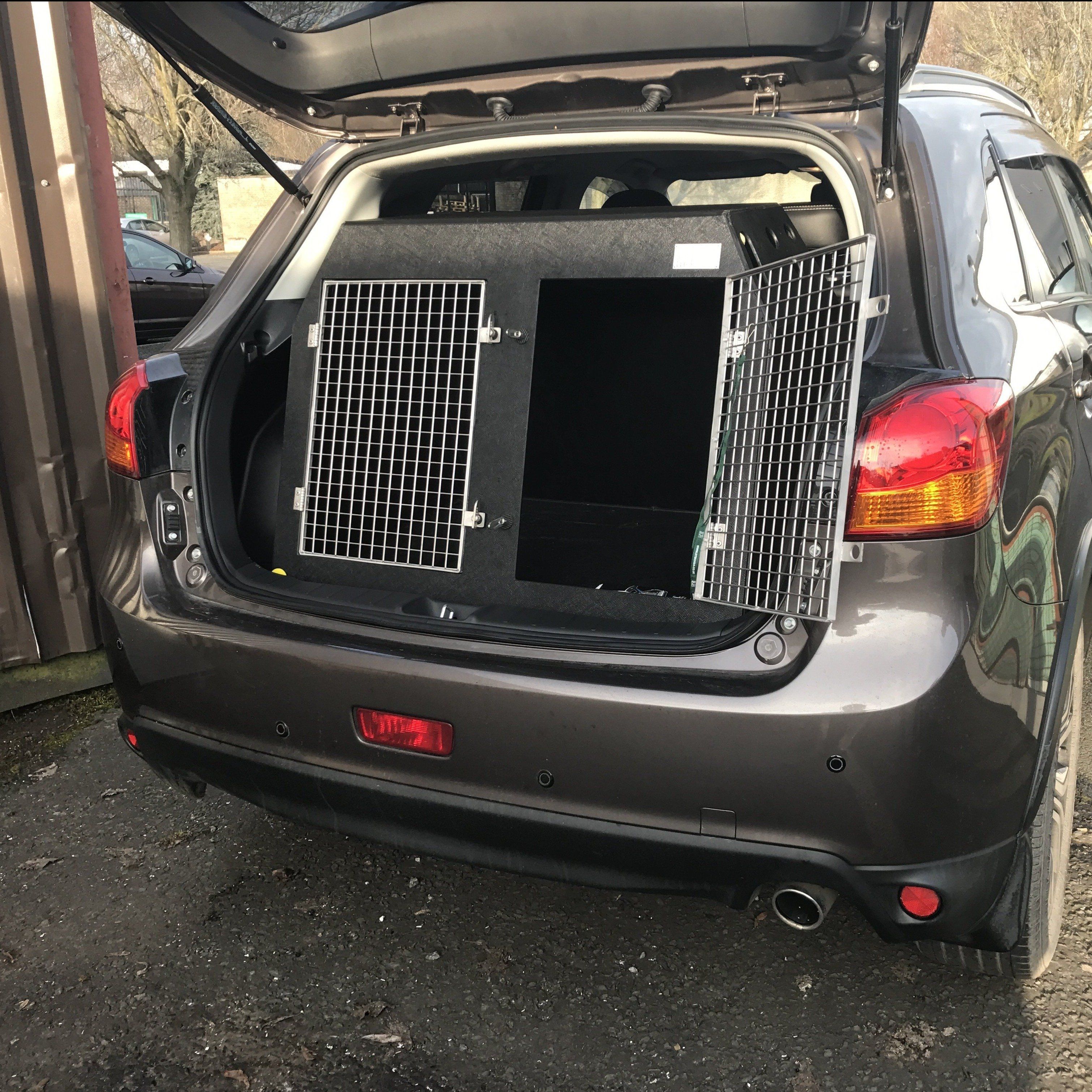 Mitsubishi ASX | 2010-Present | Dog Travel Crate | The DT 9