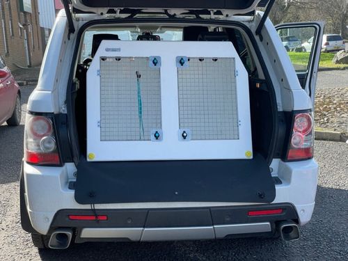 Heavy duty, indoor & outdoor, stainless steel, commercial grade dog kennels Range Rover Sport | 2005 - 2013 | Dog Travel Crate | The DT 11