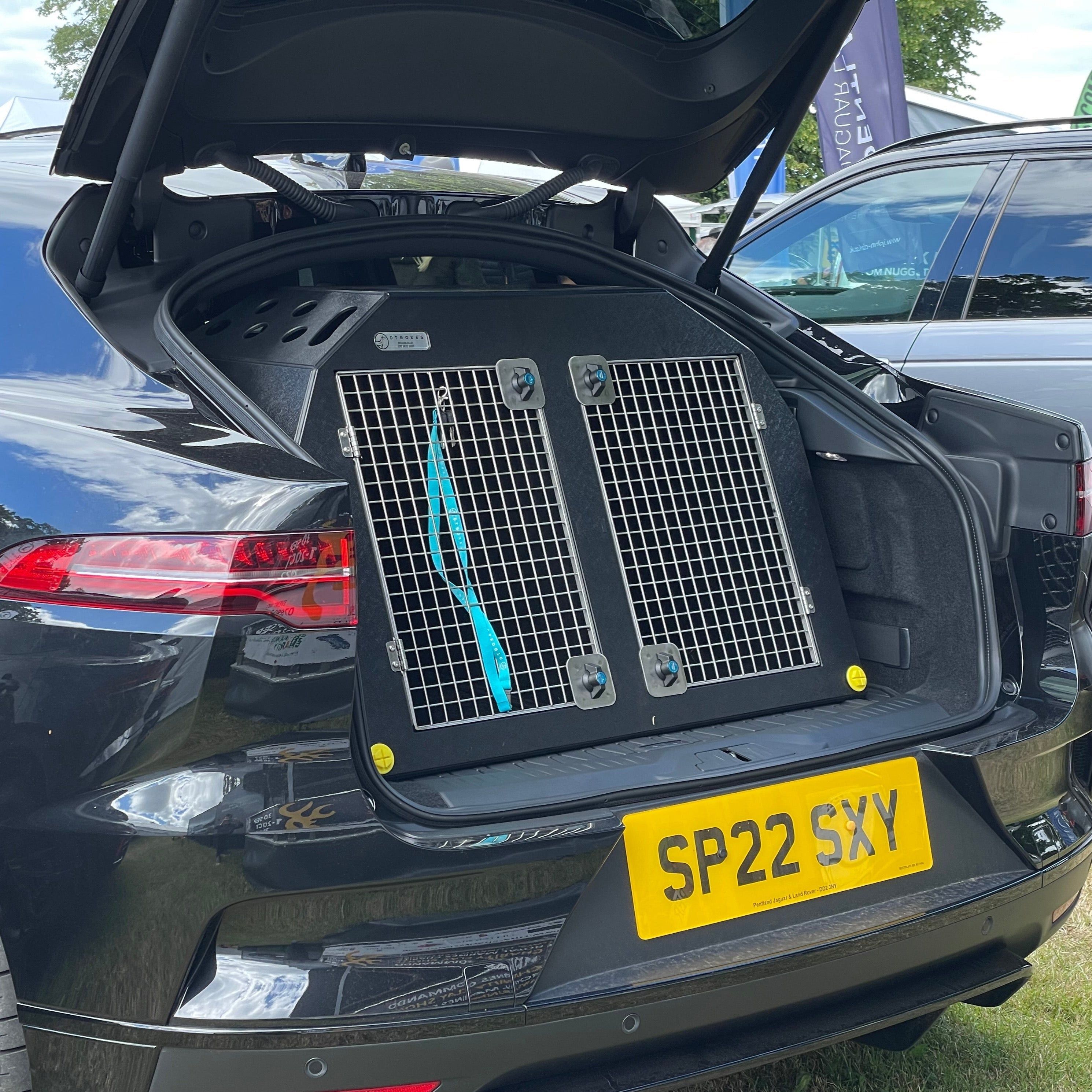 Jaguar I-pace | 2018-Present | Dog Travel Crate | DT 17