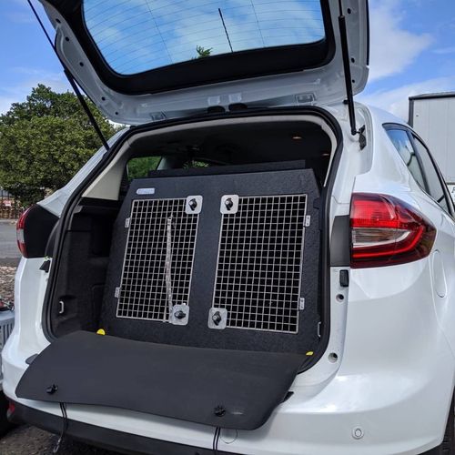 Heavy duty, indoor & outdoor, stainless steel, commercial grade dog kennels Ford C-Max | 2011-2019 | Dog Travel Crate | The DT 7